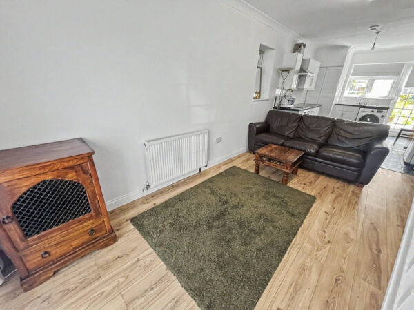 1 Bedroom House - Pitts Road, Slough