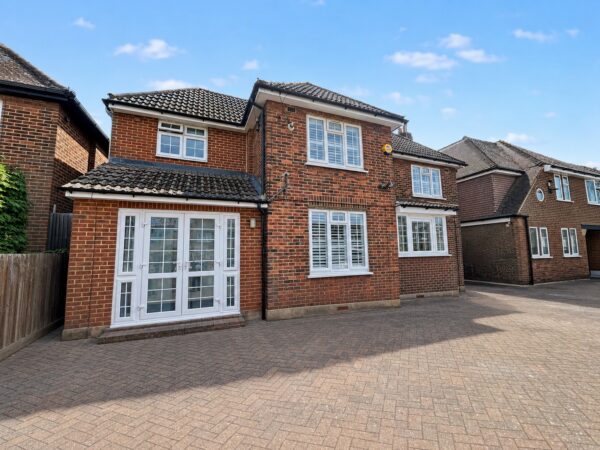 1 Bedroom House - Pitts Road, Slough