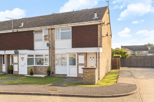 1 Bedroom Maisonette - Chubb Field, Aylesbury