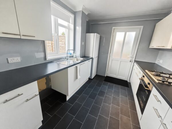 3 Bed House - Bowyer Drive, Slough