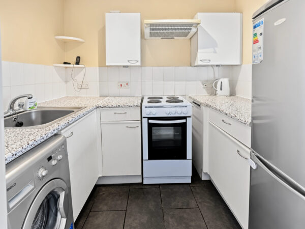 1 Bedroom Maisonette - Maplin Park, Langley